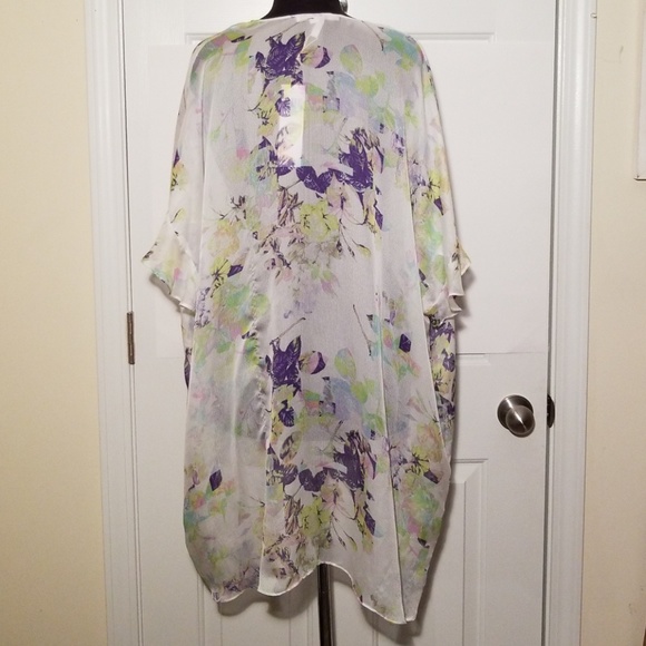BCBGeneration Sheer Open Front Kimono M/L - Picture 4 of 6
